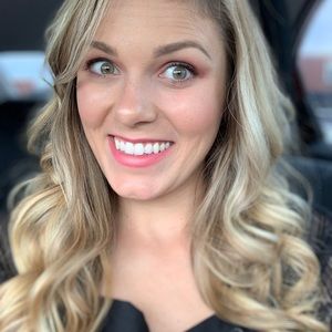 Meet your Posher, Haley